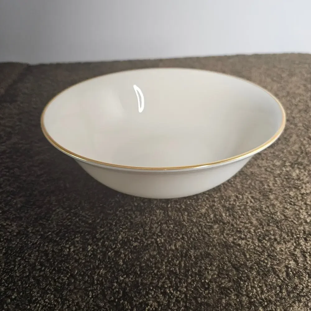 Lenox  Mansfield Round 24K Gold Rimmed Serving Bowl - 9 1/2